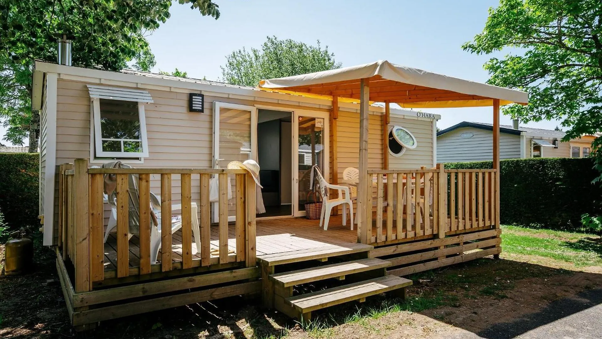 Camping El Pinar 布拉内斯 营地
