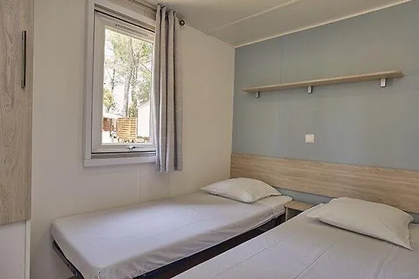 Camping El Pinar 布拉内斯 0*,  西班牙